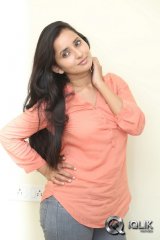 Ishika Singh at Hrudaya Kaleyam Press Meet